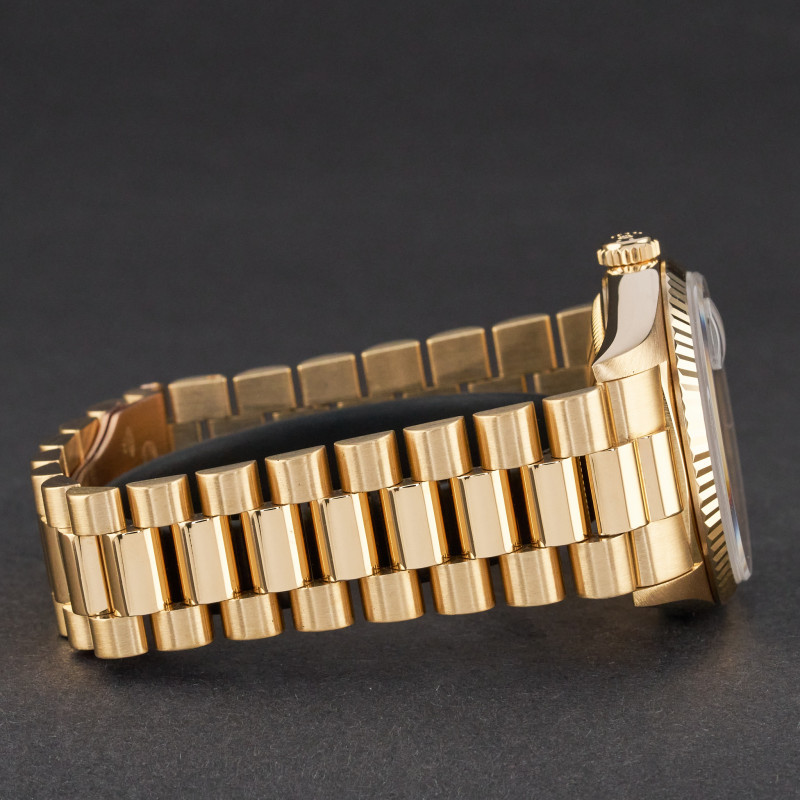Rolex Day Date President, 18238, 36mm, 1991, Yellow gold, Brown Vignette Small Diamond dial, Fullset, 1y warrant